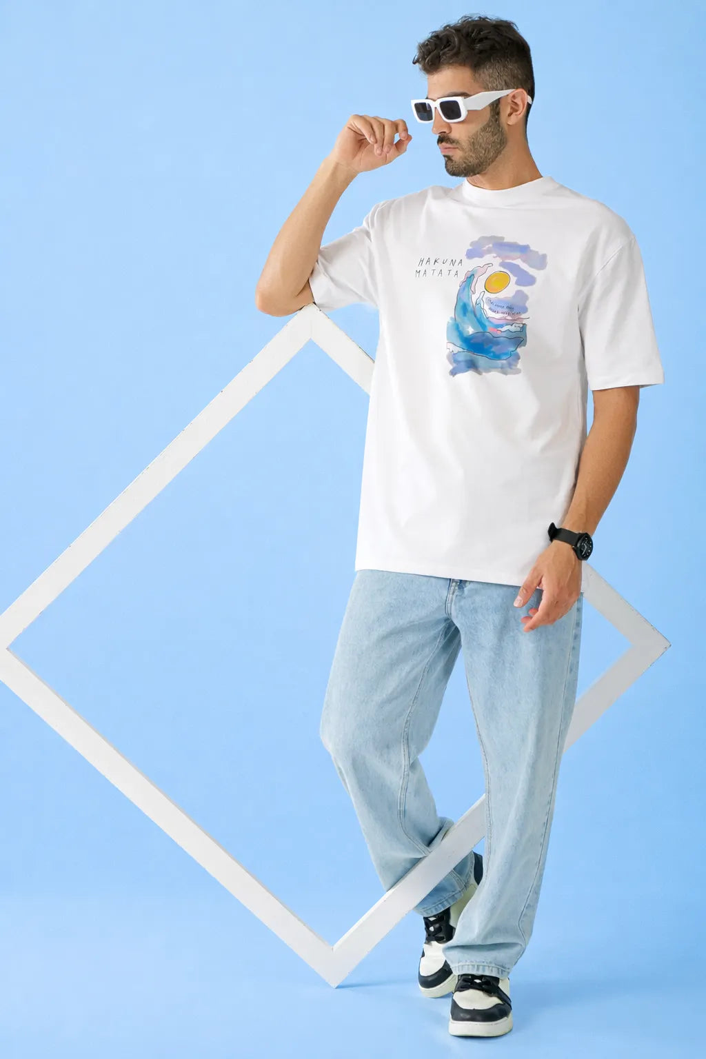 Sunlit Hakuna Seas Oversized White Tee